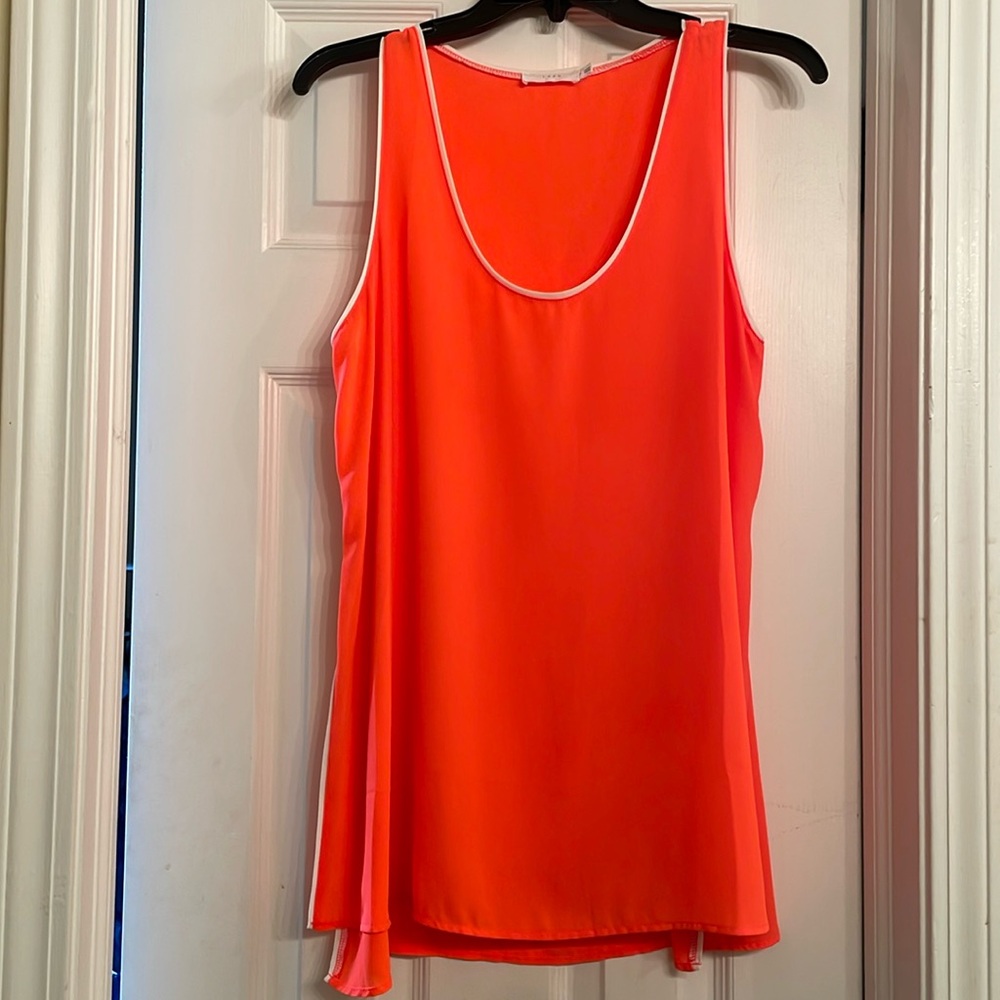 NWT Gorgeous summer tunic SZ M